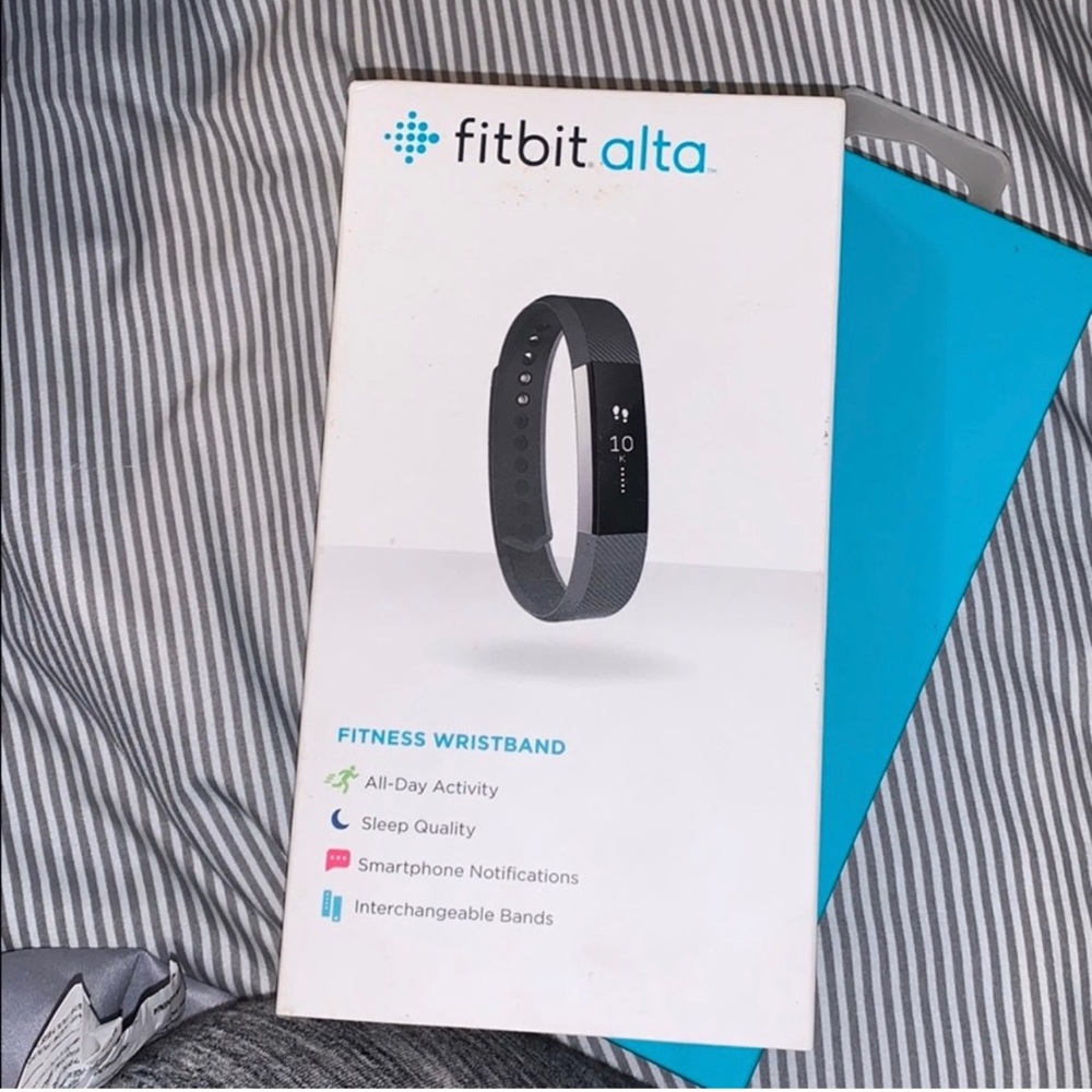 Fitbit Alta with box and charger
